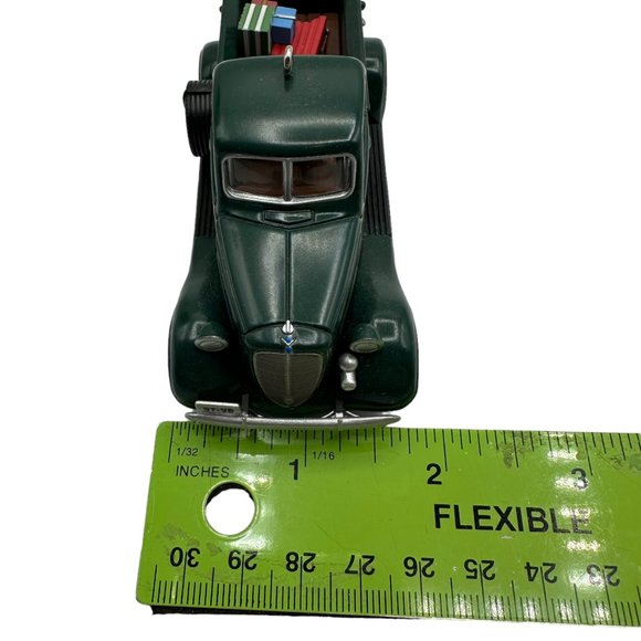 Hallmark Keepsake Ornament 1937 Ford V 8 All American Trucks 1998 Vintage - Picture 10 of 11